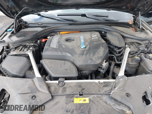 2019 BMW 5 Series 530e with VIN WBAJA9C52KB399480, listed as a IAAI auction lot 41714228 with 90,435 mi miles and . Bid and sale history available at DreamBid. Image 10.