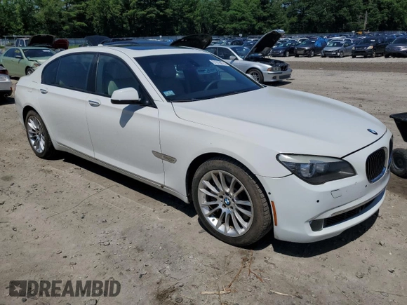2011 BMW 7 Series 750Li with VIN WBAKB8C51BCY64594, listed as a Copart auction lot 61916875 with 105,499 mi miles and Clean title. Bid and sale history available at DreamBid. Image 4.