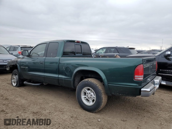 1998 Dodge Dakota SLT with VIN 1B7GG22Y0WS663798, listed as a Copart auction lot 44569915 with 0 mi miles and Salvage Title. Bid and sale history available at carsss.com. Image 2.