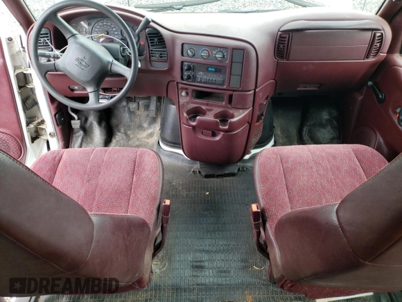 1998 Chevrolet Astro Cargo z VIN 1GCDM19W6WB185204, wystawiony jako Copart lot #72199484 z przebiegiem 97 262 mil mil oraz Szkoda całkowita • Salvage title. Historia ofert i sprzedaży dostępna na DreamBid. Obrazek 8.