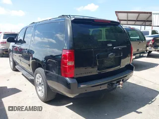 2007 Chevrolet Suburban LT с VIN 3GNFC16057G212162, выставлен на аукционе IAAI как лот 42571842 с пробегом 233 932 миль миль и . История ставок и продаж доступна на DreamBid. Изображение 3.