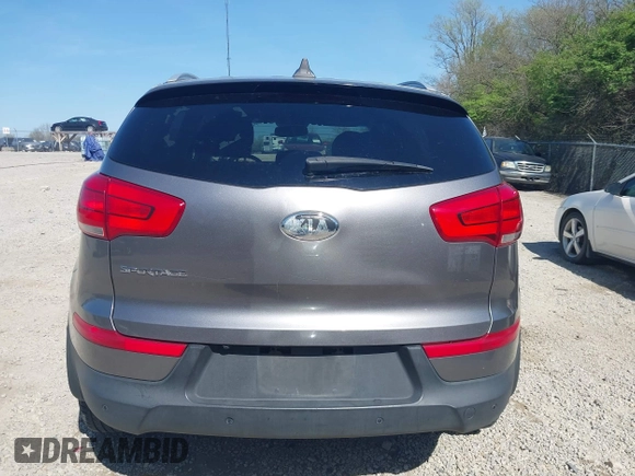 2014 Kia Sportage LX with VIN KNDPBCAC3E7587943, listed as a IAAI auction lot 42092903 with 153,483 mi miles and . Bid and sale history available at carsss.com. Image 17.