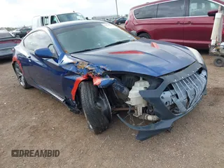 2014 Hyundai Genesis Coupe 2.0T z VIN KMHHT6KD9EU118623, wystawiony jako IAAI lot #42118535 z przebiegiem 235 818 mil mil oraz . Historia ofert i sprzedaży dostępna na DreamBid. Obrazek 1.