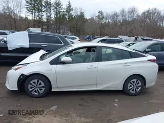 2018 Toyota Prius Two with VIN JTDKARFU8J3059124, listed as a IAAI auction lot 41709364 with 79,982 mi miles. Bid and sale history available at carsss.com. Image 15.