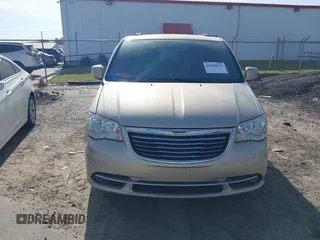 2015 Chrysler Town & Country Touring with VIN 2C4RC1BG7FR583213, listed as a IAAI auction lot 42089075 with 265,629 mi miles. Bid and sale history available at carsss.com. Image 14.