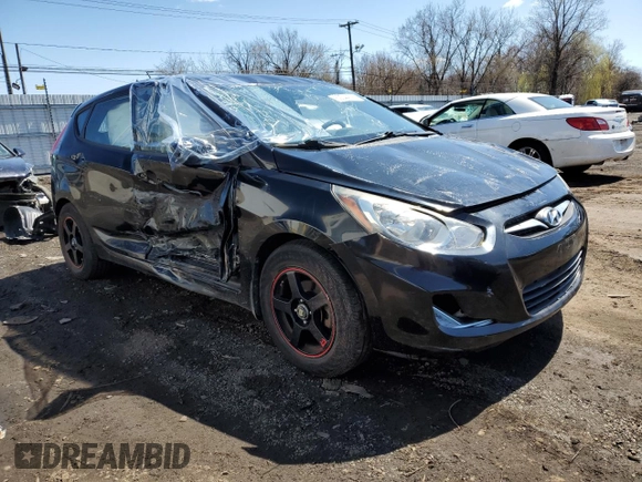 2012 Hyundai Accent SE z VIN KMHCU5AE7CU019999, wystawiony jako Copart lot #52344515 z przebiegiem 110 480 mil mil oraz Szkoda całkowita • Salvage title. Historia ofert i sprzedaży dostępna na DreamBid. Obrazek 4.
