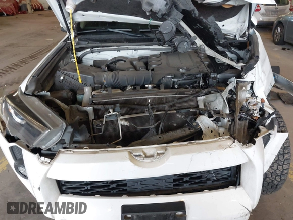 2021 Toyota 4Runner SR5 z VIN JTEMU5JR0M5902037, wystawiony jako IAAI lot #41998628 z przebiegiem 102 931 mil mil oraz . Historia ofert i sprzedaży dostępna na DreamBid. Obrazek 10.