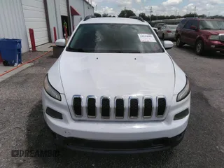 2016 Jeep Cherokee Latitude with VIN 1C4PJLCS8GW229995, listed as a IAAI auction lot 42534085 with 158,263 mi miles and . Bid and sale history available at DreamBid. Image 12.