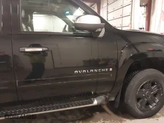 2008 Chevrolet Avalanche LS with VIN 3GNFK12378G169464, listed as a IAAI auction lot 41371639 with 246,490 mi miles. Bid and sale history available at carsss.com. Image 22.