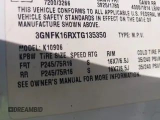 1996 Chevrolet Suburban with VIN 3GNFK16RXTG135350, listed as a IAAI auction lot 41482918 with 157,971 mi miles. Bid and sale history available at carsss.com. Image 9.