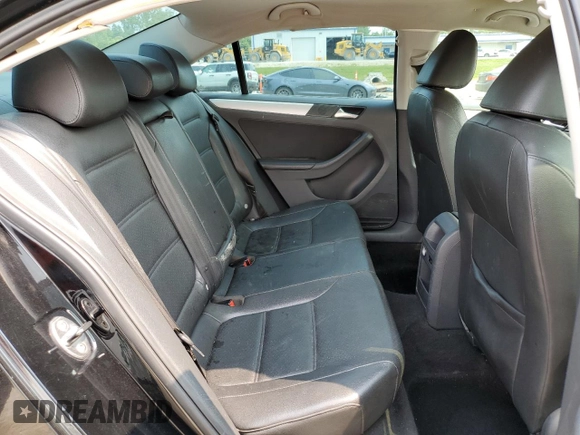 2013 Volkswagen Jetta SE with VIN 3VWDP7AJ0DM293248, listed as a Copart auction lot 58566395 with 205,773 mi miles and Salvage title. Bid and sale history available at DreamBid. Image 10.