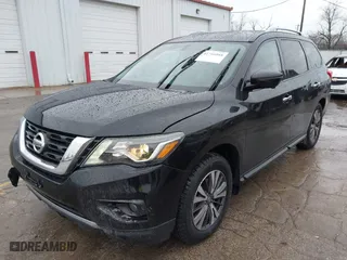 2017 Nissan Pathfinder SL with VIN 5N1DR2MM5HC680497, listed as a IAAI auction lot 41716088 with NaN miles. Bid and sale history available at carsss.com. Image 17.