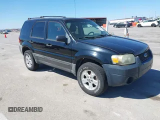 2005 Ford Escape XLT с VIN 1FMYU93135KB23105, выставлен на аукционе IAAI как лот 41849131 с пробегом 164 645 миль миль и . История ставок и продаж доступна на DreamBid. Изображение 1.