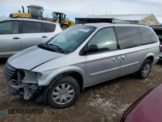 2007 Chrysler Town & Country LWB Touring with VIN 2A4GP54L67R242653, listed as a Copart auction lot 89181795 with 176,342 mi miles and Salvage Title. Bid and sale history available at carsss.com. Image 1.