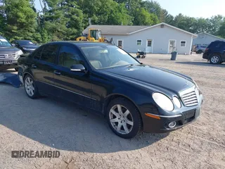 2008 Mercedes-Benz E 350 Luxury z VIN WDBUF87X68B195327, wystawiony jako IAAI lot #42727524 z przebiegiem 167 768 mil mil oraz . Historia ofert i sprzedaży dostępna na DreamBid. Obrazek 1.