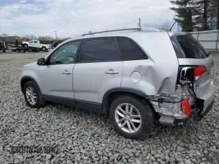 2014 Kia Sorento LX with VIN 5XYKT3A63EG465586, listed as a Copart auction lot 52568495 with 131,634 mi miles and Salvage Title. Bid and sale history available at carsss.com. Image 2.