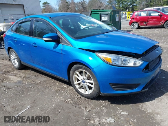 2015 Ford Focus SE with VIN 1FADP3F23FL372081, listed as a IAAI auction lot 41936051 with 45,031 mi miles. Bid and sale history available at carsss.com. Image 1.
