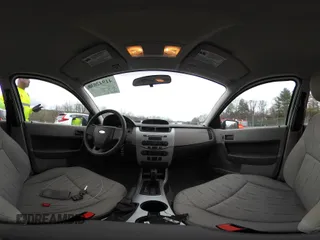 2008 Ford Focus SE with VIN 1FAHP35N08W122604, listed as a IAAI auction lot 41942030 with 89,034 mi miles. Bid and sale history available at carsss.com. Image 22.