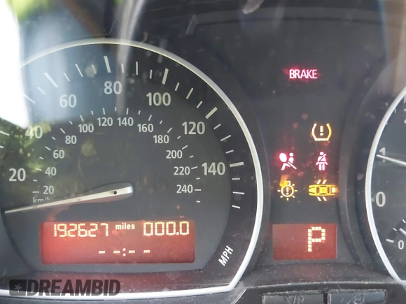 2005 BMW X3 2.5i with VIN WBXPA73495WC50768, listed as a IAAI auction lot 41574034 with 192,627 mi miles. Bid and sale history available at carsss.com. Image 7.