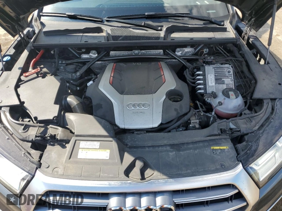 2019 Audi SQ5 Premium Plus with VIN WA1B4AFYXK2027241, listed as a Copart auction lot 72826554 with 70,140 mi miles and Salvage Title. Bid and sale history available at DreamBid. Image 13.