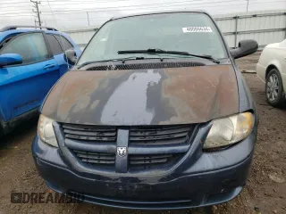 2007 Chrysler Town & Country SWB with VIN 1A4GJ45R27B203877, listed as a Copart auction lot 40086634 with 94,865 mi miles and Salvage Title. Bid and sale history available at carsss.com. Image 5.