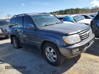 2006 Toyota Land Cruiser with VIN JTEHT05J962083786, listed as a Copart auction lot 84696924 with 210,483 mi miles and Salvage Title. Bid and sale history available at carsss.com. Image 4.