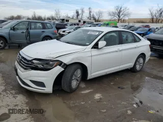 2020 Volkswagen Jetta S z VIN 3VWCB7BU7LM030790, wystawiony jako Copart lot #46533465 z przebiegiem 83 740 mil mil oraz Szkoda całkowita • Salvage title. Historia ofert i sprzedaży dostępna na DreamBid. Obrazek 1.