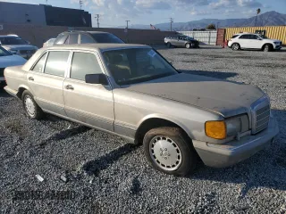 1991 Mercedes-Benz 420 with VIN WDBCA35E2MA603305, listed as a Copart auction lot 78405804 with 181,709 mi miles and Clean Title. Bid and sale history available at carsss.com. Image 4.