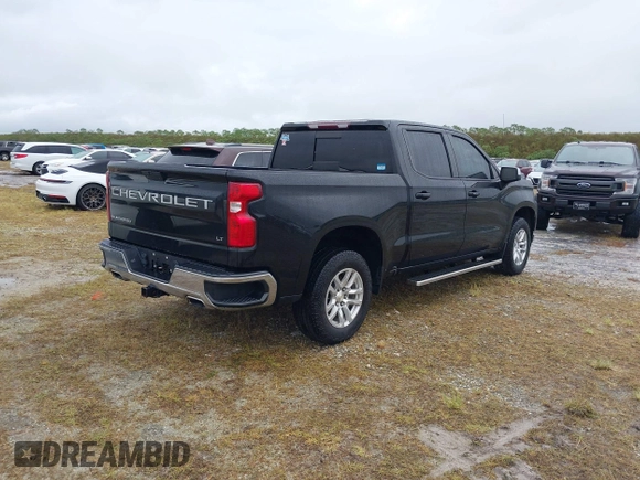 2021 Chevrolet Silverado 1500 LT with VIN 3GCUYDED2MG234431, listed as a IAAI auction lot 40533055 with 61,510 mi miles. Bid and sale history available at carsss.com. Image 4.