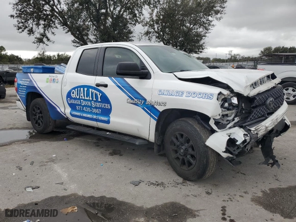 2021 Toyota Tundra 2WD SR with VIN 5TFRY5F12MX275296, listed as a Copart auction lot 85436564 with 101,536 mi miles and Non Repairable. Bid and sale history available at carsss.com. Image 4.
