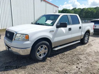 2008 Ford F-150 XLT z VIN 1FTPW12V78FB88942, wystawiony jako IAAI lot #42535564 z przebiegiem 239 965 mil mil oraz . Historia ofert i sprzedaży dostępna na DreamBid. Obrazek 17.