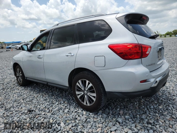 2017 Nissan Pathfinder SV with VIN 5N1DR2MN2HC672804, listed as a Copart auction lot 60276635 with 293,212 mi miles and Clean title. Bid and sale history available at DreamBid. Image 2.