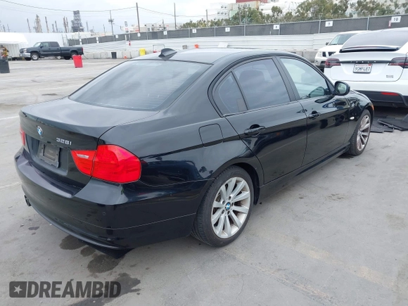 2011 BMW 3 Series 328i with VIN WBAPH7C50BE683442, listed as a IAAI auction lot 42203592 with 82,113 mi miles and . Bid and sale history available at carsss.com. Image 4.