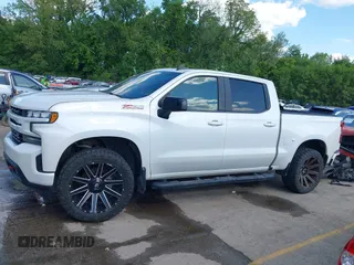 2019 Chevrolet Silverado 1500 RST with VIN 1GCUYEED2KZ264502, listed as a IAAI auction lot 42191764 with 80,356 mi miles and . Bid and sale history available at DreamBid. Image 15.