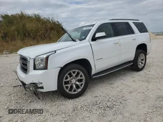 2017 GMC Yukon SLT with VIN 1GKS1BKCXHR268977, listed as a Copart auction lot 70620484 with 0 mi miles and Salvage Title. Bid and sale history available at carsss.com. Image 1.
