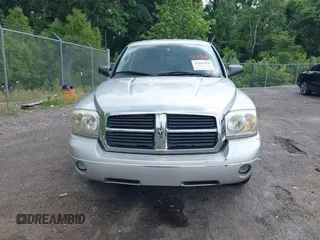 2007 Dodge Dakota SLT z VIN 1D7HE48K27S127788, wystawiony jako IAAI lot #42311626 z przebiegiem 357 130 mil mil oraz . Historia ofert i sprzedaży dostępna na DreamBid. Obrazek 13.