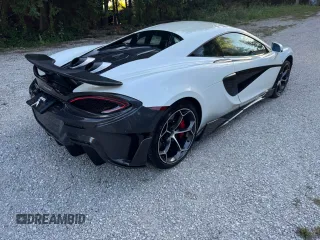 2016 McLaren 570S z VIN SBM13DAA2GW000588, wystawiony jako Copart lot #81412784 z przebiegiem 50 200 mil mil oraz Tytuł czysty. Historia ofert i sprzedaży dostępna na DreamBid. Obrazek 4.