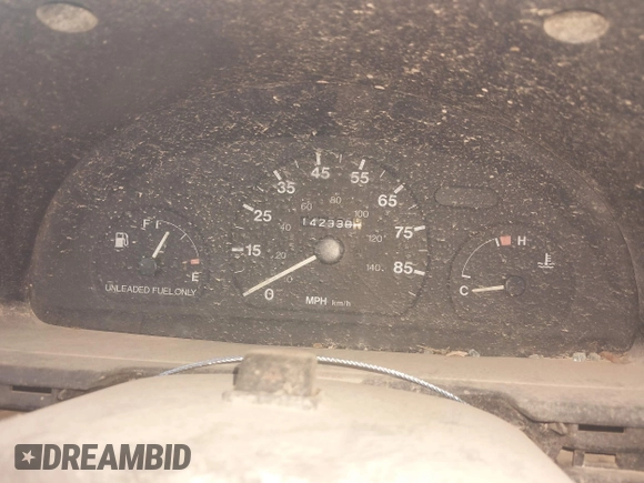 1996 Chevrolet Metro with VIN 2C1MR2269T6774342, listed as a IAAI auction lot 42196255 with 142,330 mi miles and . Bid and sale history available at DreamBid. Image 7.