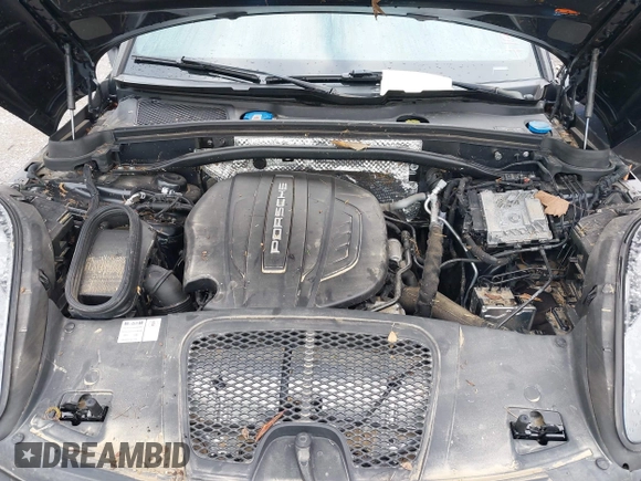 2019 Porsche Macan with VIN WP1AA2A56KLB05844, listed as a IAAI auction lot 41972183 with 44,411 mi miles and . Bid and sale history available at DreamBid. Image 10.