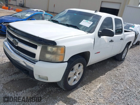 2008 Chevrolet Silverado 1500 with VIN 3GCEC13Y18G194470, listed as a IAAI auction lot 42175368 with 316,159 mi miles and . Bid and sale history available at DreamBid. Image 17.