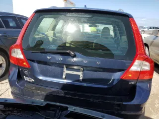 2010 Volvo V70 with VIN YV1982BW8A1125458, listed as a Copart auction lot 77194874 with Not provided miles and Salvage title. Bid and sale history available at DreamBid. Image 6.