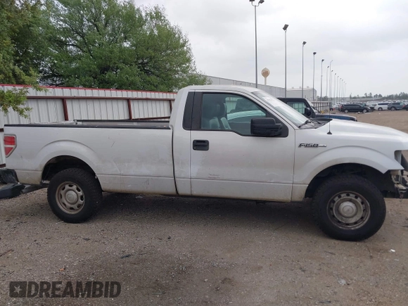 2013 Ford F-150 XL with VIN 1FTMF1CM9DKE77332, listed as a IAAI auction lot 41930373 with 203,683 mi miles and . Bid and sale history available at carsss.com. Image 14.