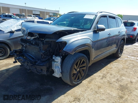 2022 Volkswagen Atlas SE с VIN 1V2KR2CA1NC536507, выставлен на аукционе IAAI как лот 42078077 с пробегом 59 539 миль миль и . История ставок и продаж доступна на DreamBid. Изображение 19.