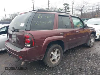 2006 Chevrolet TrailBlazer LS with VIN 1GNDT13S962148230, listed as a IAAI auction lot 41980428 with Not Provided miles and . Bid and sale history available at DreamBid. Image 4.