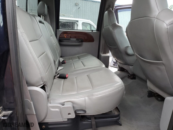 2006 Ford Super Duty F-250 XL with VIN 1FTSW21P46EC32434, listed as a Copart auction lot 45732945 with 157,301 mi miles and Salvage Title. Bid and sale history available at carsss.com. Image 10.