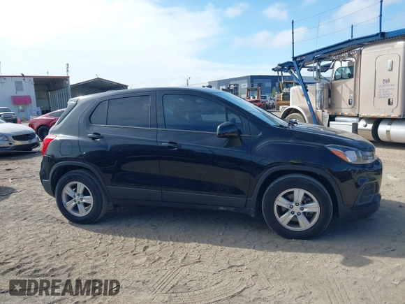 2020 Chevrolet Trax LS with VIN KL7CJKSB7LB086840, listed as a IAAI auction lot 41911240 with 36,894 mi miles. Bid and sale history available at carsss.com. Image 13.