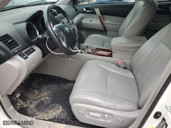2011 Toyota Highlander Limited with VIN 5TDYK3EHXBS047727, listed as a Copart auction lot 45052425 with 208,059 mi miles and Clean Title. Bid and sale history available at carsss.com. Image 7.