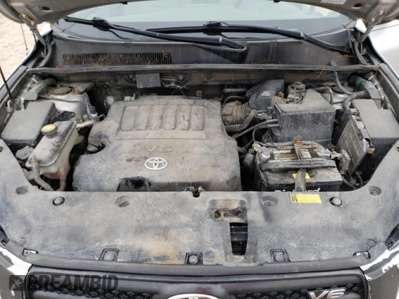 2008 Toyota RAV4 with VIN JTMBK33V286038799, listed as a Copart auction lot 52252825 with 212,260 mi miles and Clean Title. Bid and sale history available at carsss.com. Image 12.