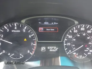 2015 Nissan Pathfinder SL с VIN 5N1AR2MM1FC611967, выставлен на аукционе IAAI как лот 42201697 с пробегом 169 272 миль миль и . История ставок и продаж доступна на DreamBid. Изображение 7.
