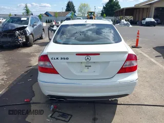 2008 Mercedes-Benz CLK 350 with VIN WDBTJ56H68F245431, listed as a IAAI auction lot 42085771 with 38,540 mi miles and . Bid and sale history available at DreamBid. Image 16.